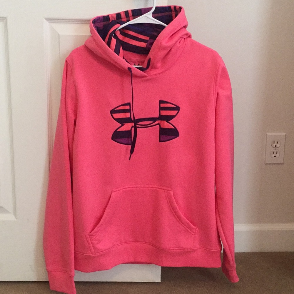 Under armour hooded sweatshirt